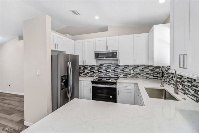 2190 23rd ST SW, Naples, FL 34117