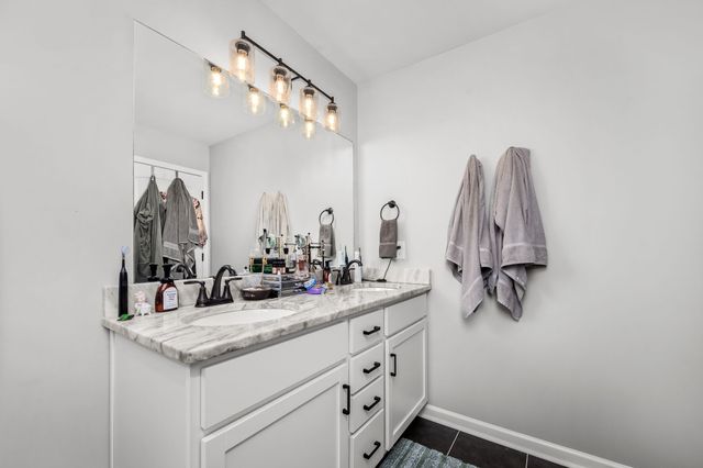 249 Signature Pl, Lebanon, TN 37087