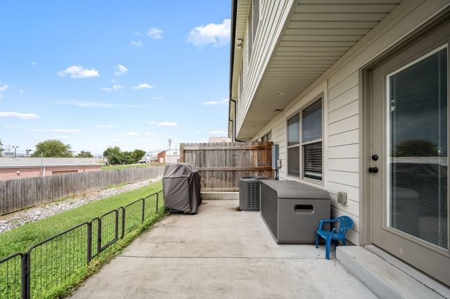 249 Signature Pl, Lebanon, TN 37087
