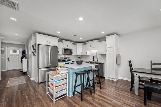 249 Signature Pl, Lebanon, TN 37087