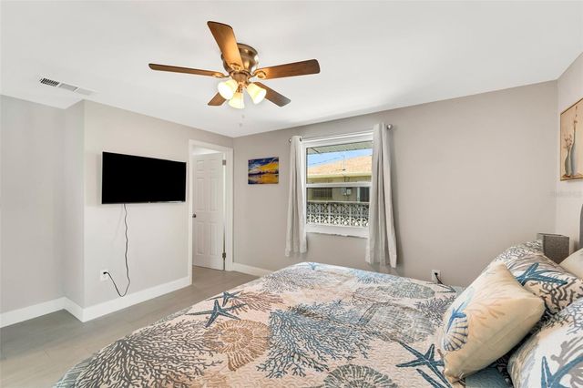 181 W TARPON BOULEVARD NW, Port Charlotte, FL 33952