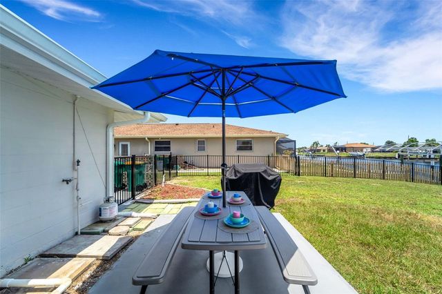 181 W TARPON BOULEVARD NW, Port Charlotte, FL 33952