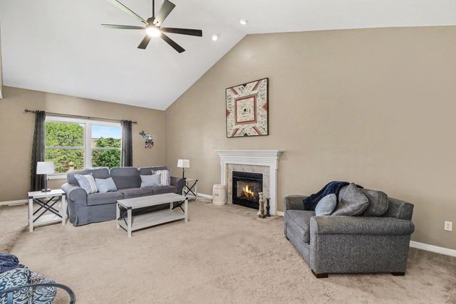 1044 Bicentennial Parkway, Ann Arbor, MI 48108