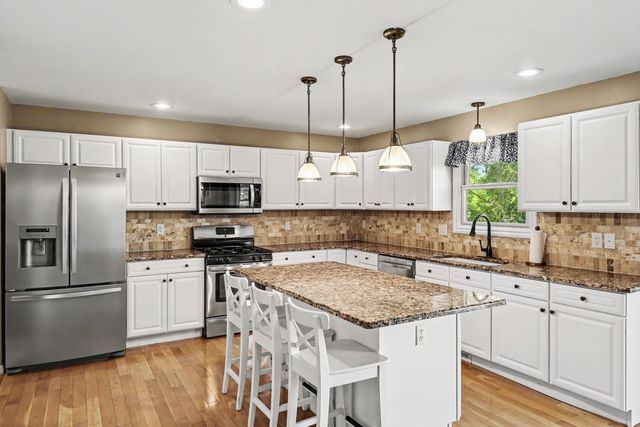 1044 Bicentennial Parkway, Ann Arbor, MI 48108