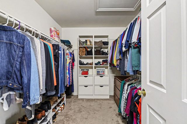 1044 Bicentennial Parkway, Ann Arbor, MI 48108