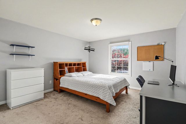 1044 Bicentennial Parkway, Ann Arbor, MI 48108