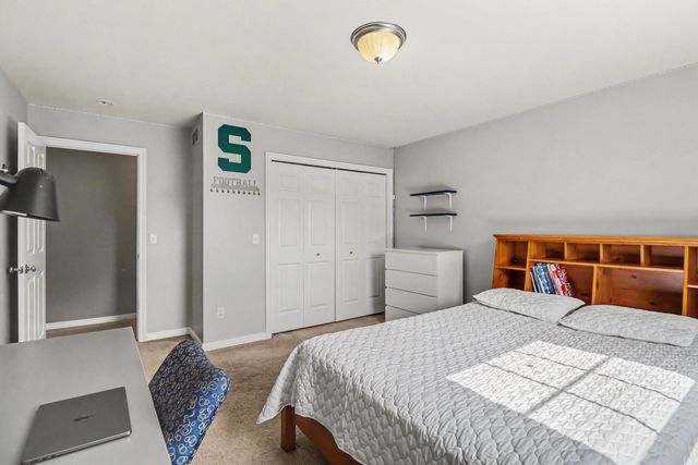 1044 Bicentennial Parkway, Ann Arbor, MI 48108