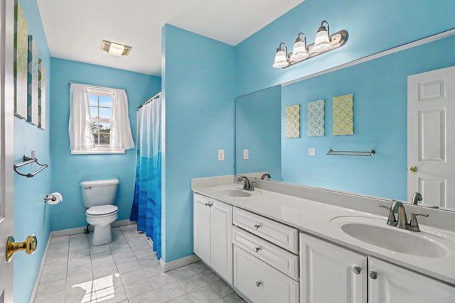 1044 Bicentennial Parkway, Ann Arbor, MI 48108