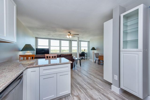 841 4TH AVENUE N 64, St Petersburg, FL 33701