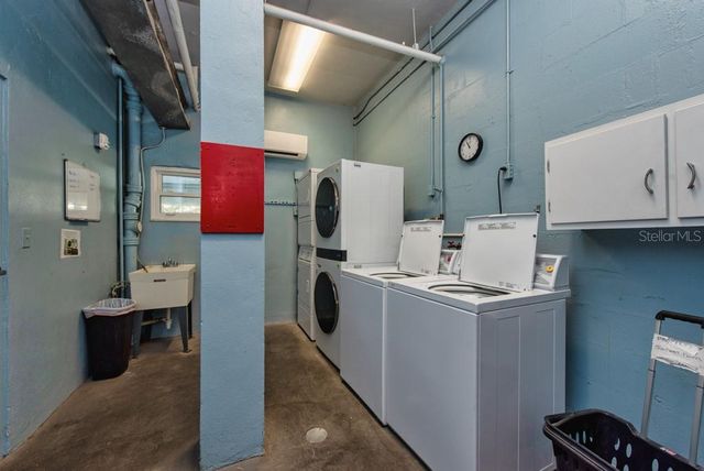 841 4TH AVENUE N 64, St Petersburg, FL 33701