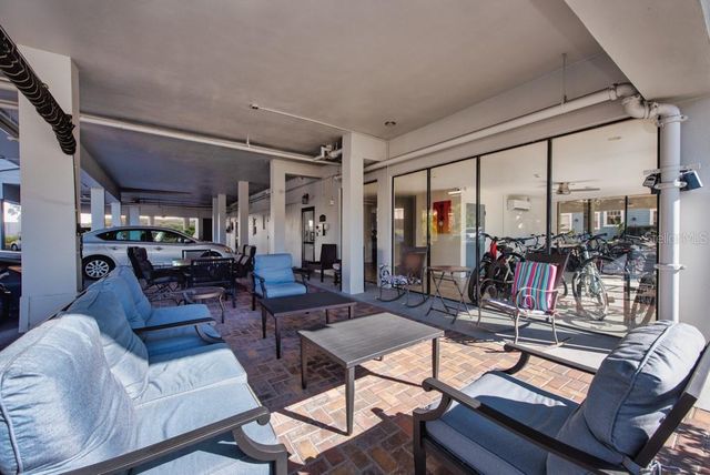 841 4TH AVENUE N 64, St Petersburg, FL 33701