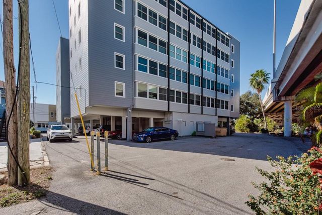 841 4TH AVENUE N 64, St Petersburg, FL 33701