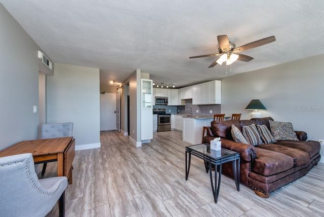 841 4TH AVENUE N 64, St Petersburg, FL 33701