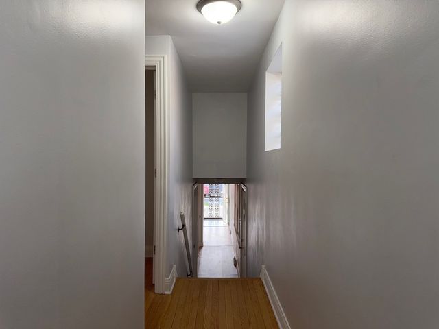 9013 S Kingston Avenue, Chicago, IL 60617