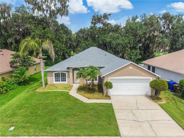 2106 THE OAKS BOULEVARD, Kissimmee, FL 34746