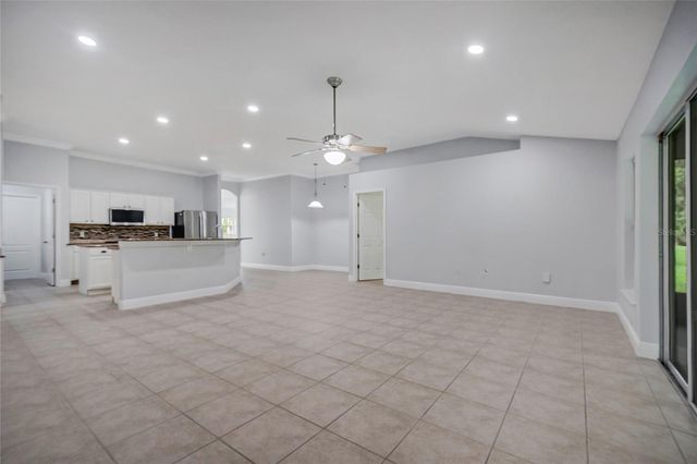 2106 THE OAKS BOULEVARD, Kissimmee, FL 34746