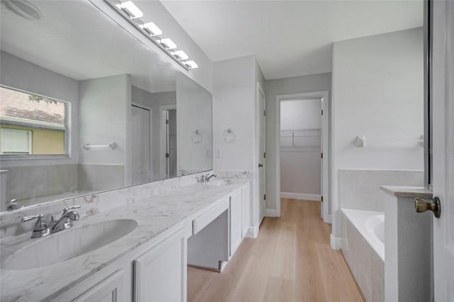 2106 THE OAKS BOULEVARD, Kissimmee, FL 34746