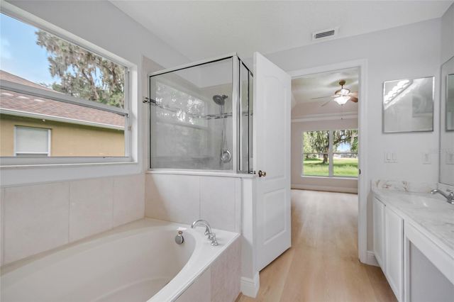 2106 THE OAKS BOULEVARD, Kissimmee, FL 34746