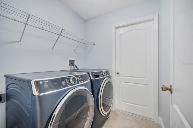 2106 THE OAKS BOULEVARD, Kissimmee, FL 34746