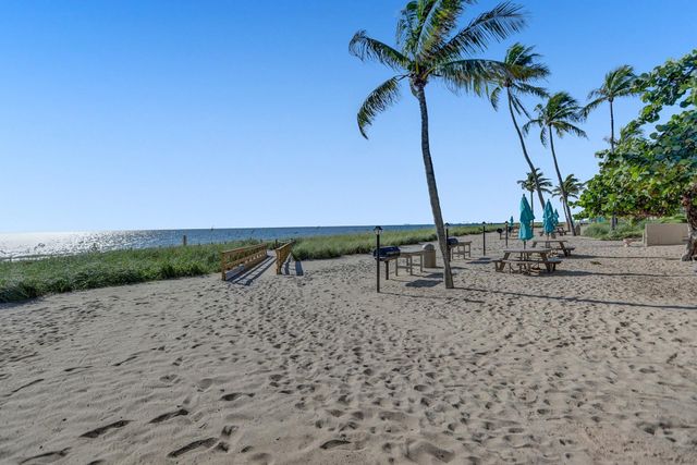 5000 No. Ocean Blvd 1403, Lauderdale By The Sea, FL 33308