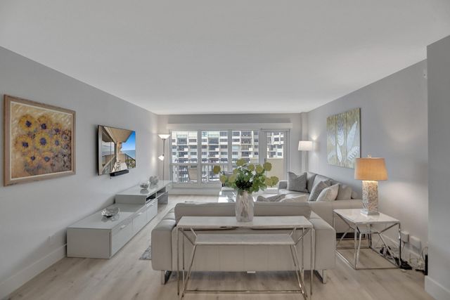 5000 No. Ocean Blvd 1403, Lauderdale By The Sea, FL 33308
