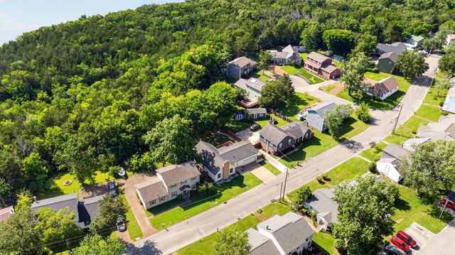 3723 Colonial Heritage Dr, Nashville, TN 37217