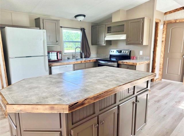 15607 Atwood Lane, Crosby, TX 77532