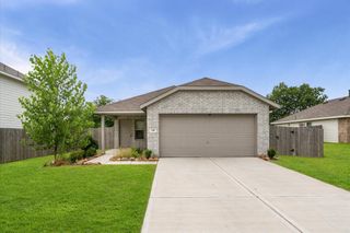 347 Riverwood Village Lane, Sealy, TX 77474