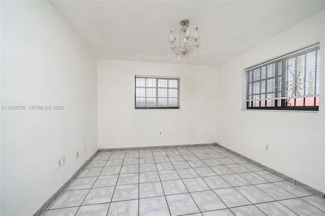 201 NW 34th Ave 201, Miami, FL 33125