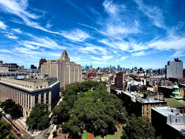170 Park Row Apt 18B, New York City, NY 10038