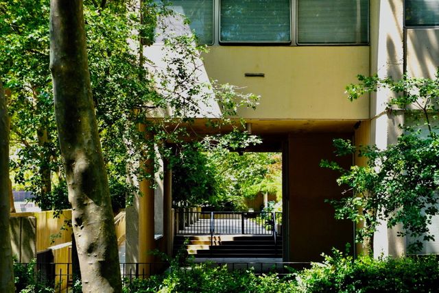 170 Park Row Apt 18B, New York City, NY 10038