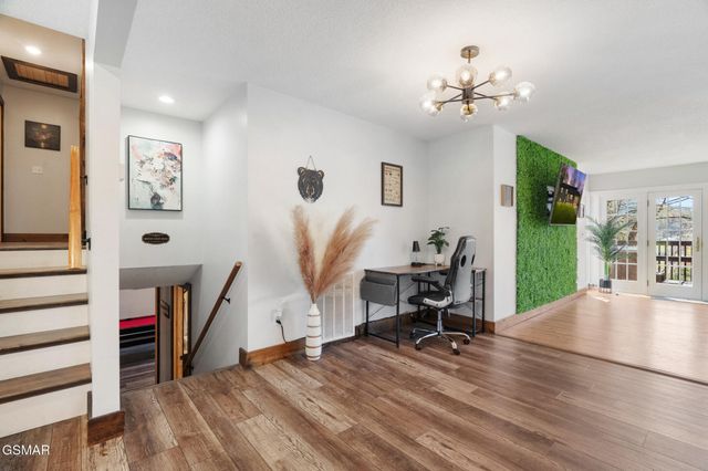 4020 Hitching Post Road, Pigeon Forge, TN 37863