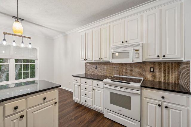 106 Creek Trail Ct, Goodlettsville, TN 37072