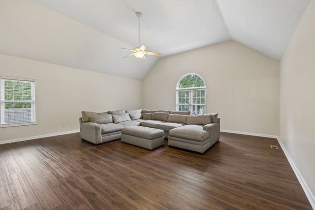 106 Creek Trail Ct, Goodlettsville, TN 37072