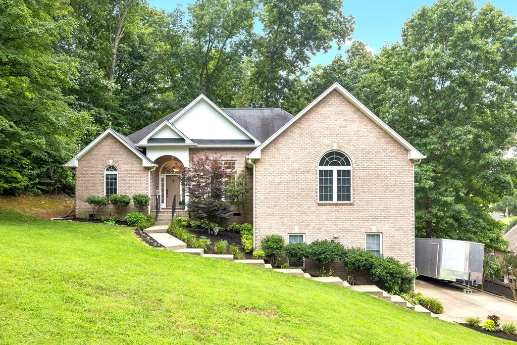 106 Creek Trail Ct, Goodlettsville, TN 37072