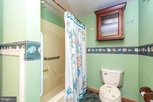 1613 N 5TH ST, Perkasie, PA 18944