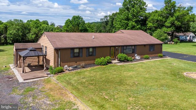 1613 N 5TH ST, Perkasie, PA 18944