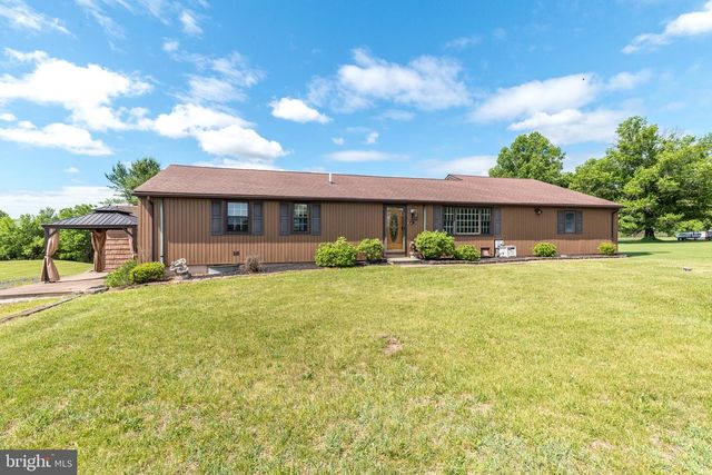 1613 N 5TH ST, Perkasie, PA 18944