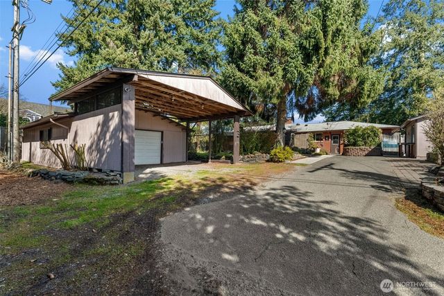 1116 S Woodlawn Street, Tacoma, WA 98465