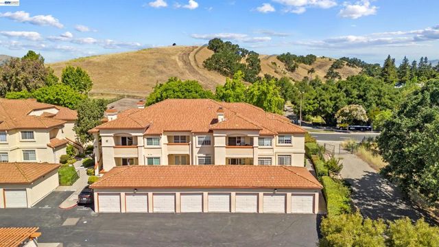 7145 Dublin Meadows St D, Dublin, CA 94568