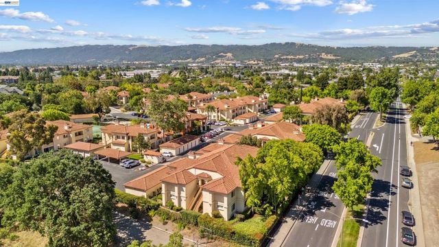 7145 Dublin Meadows St D, Dublin, CA 94568