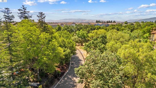 7145 Dublin Meadows St D, Dublin, CA 94568