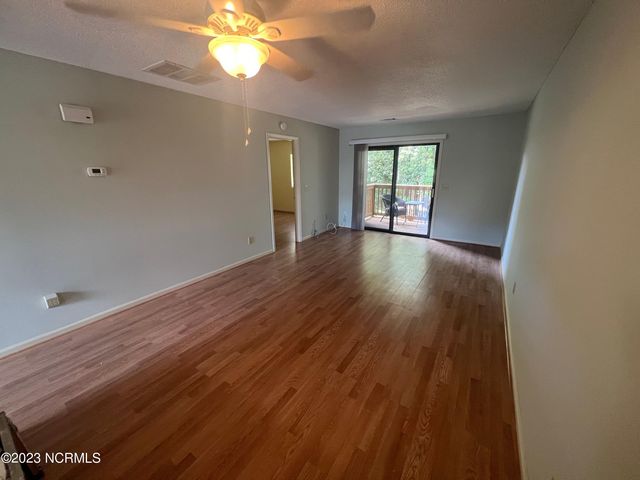 3625 Saint Johns Court Unit 25b, Wilmington, NC 28403