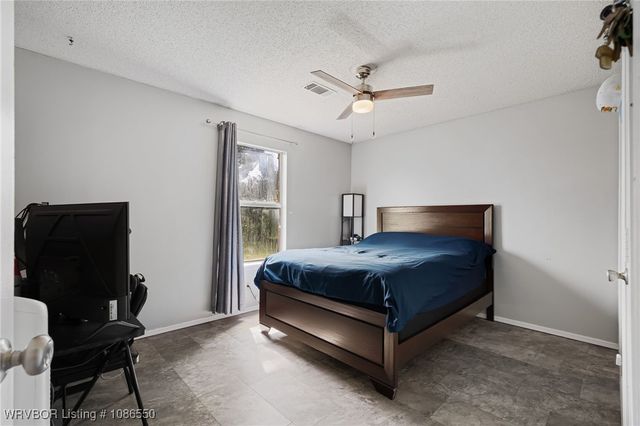 1512 14th Circle, Barling, AR 72923