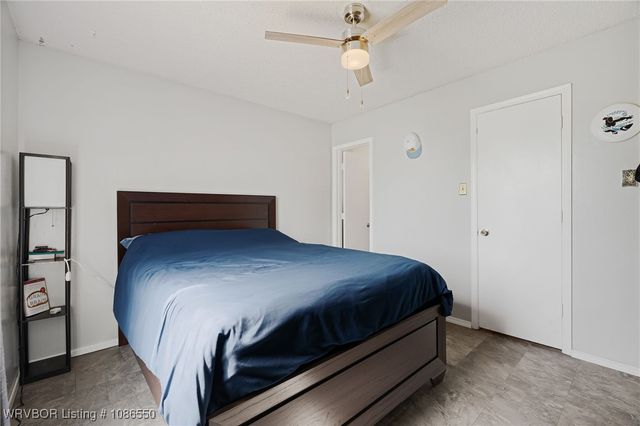 1512 14th Circle, Barling, AR 72923