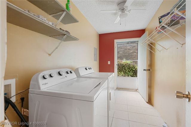 1512 14th Circle, Barling, AR 72923