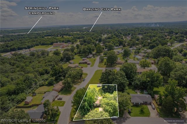 1512 14th Circle, Barling, AR 72923