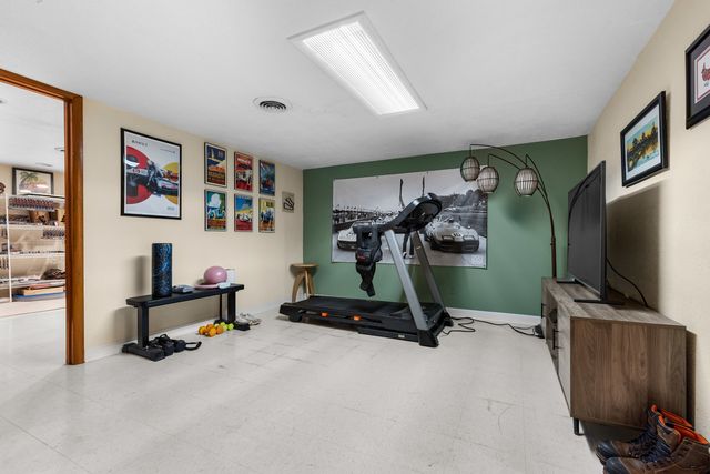 3904 BRENDENWOOD Road, Rockford, IL 61107