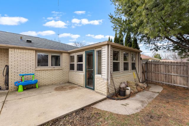 3904 BRENDENWOOD Road, Rockford, IL 61107