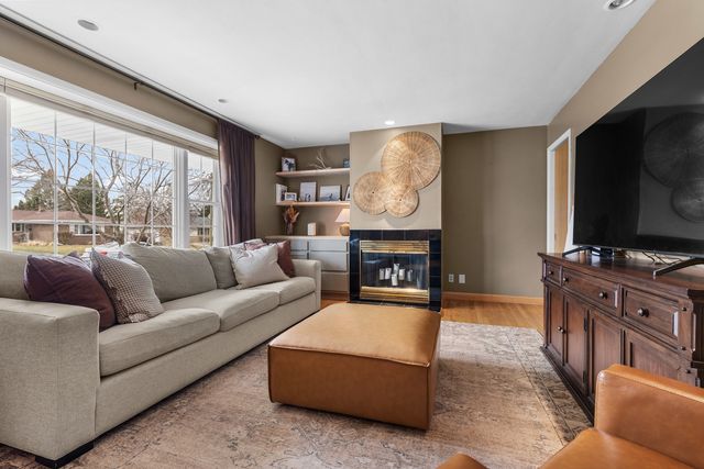 3904 BRENDENWOOD Road, Rockford, IL 61107